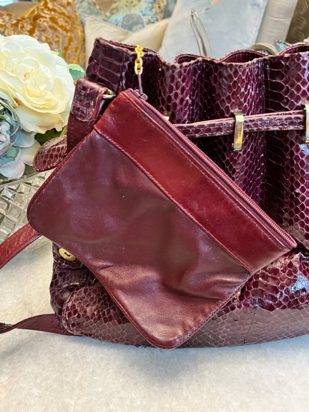 vintage snakeskin drawstring satchel wine gold trim handbag - Picture 6 of 7